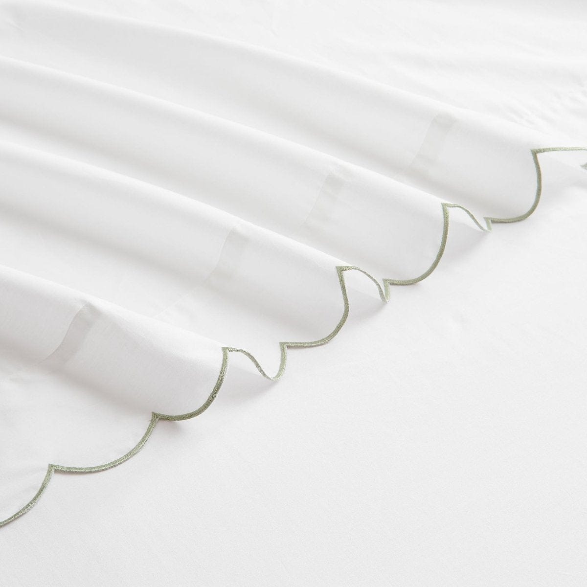 Coastal Chic Scalloped Edge Cotton Sheet Set