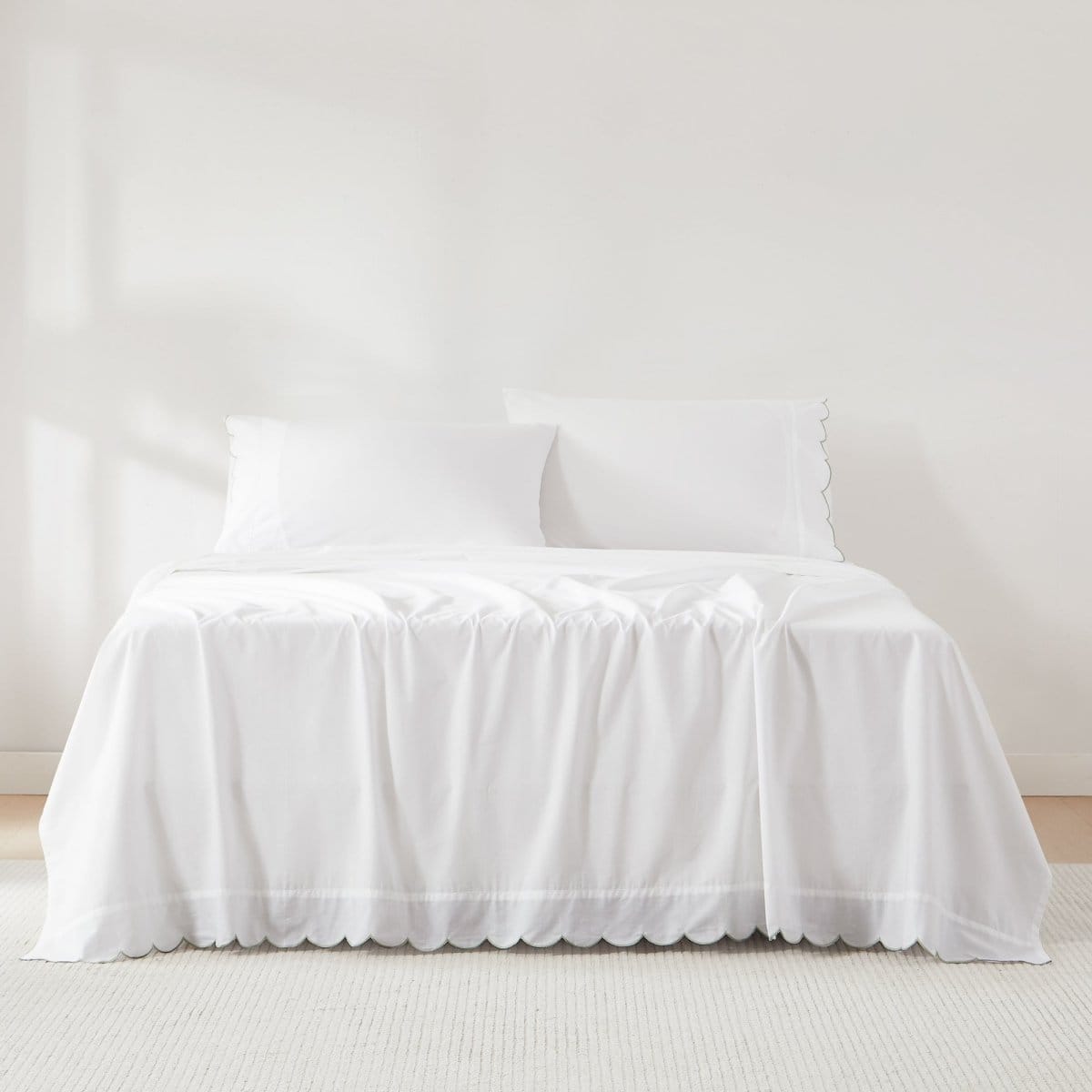 Coastal Chic Scalloped Edge Cotton Sheet Set