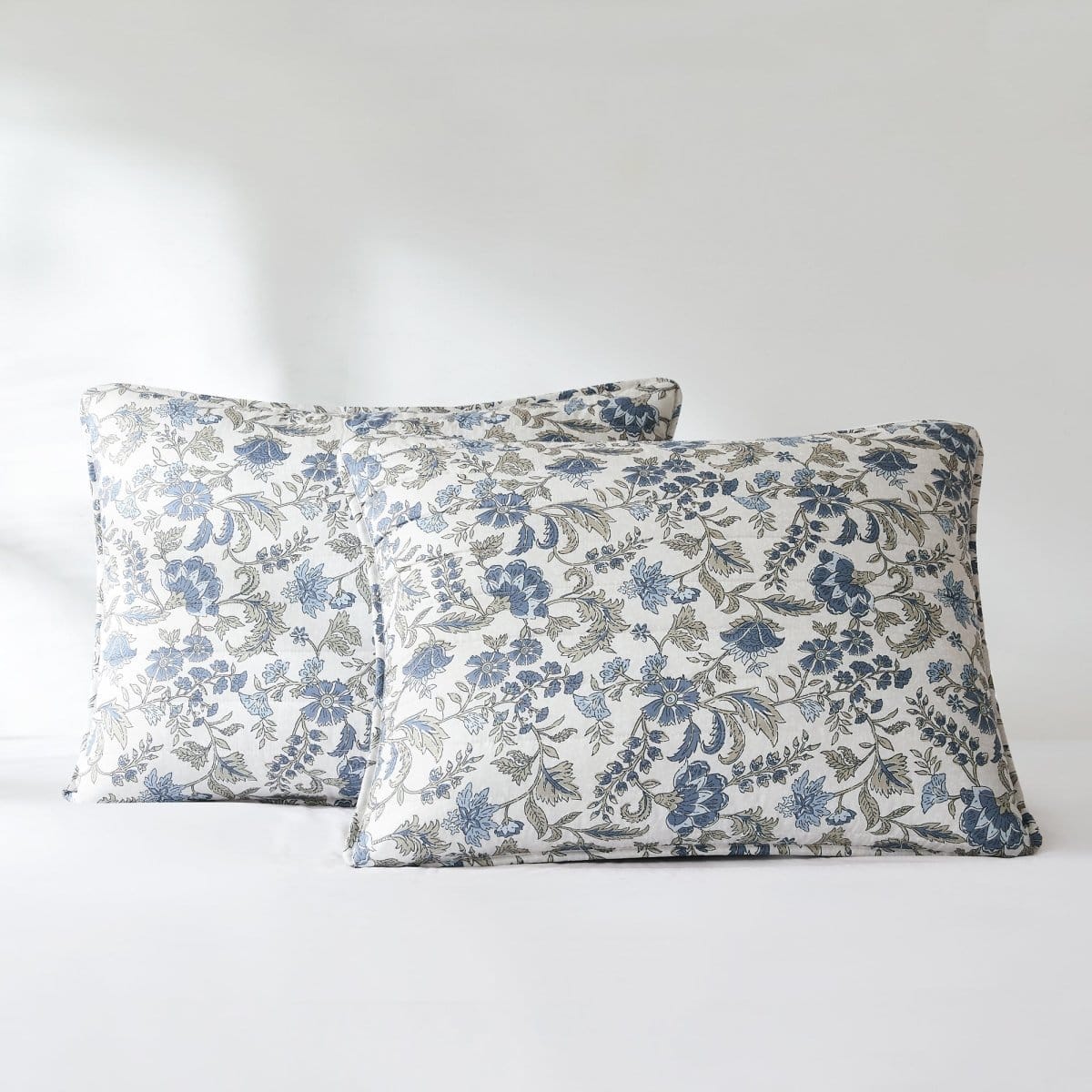 Lillian Block Print Reversible Quilt 6 Set