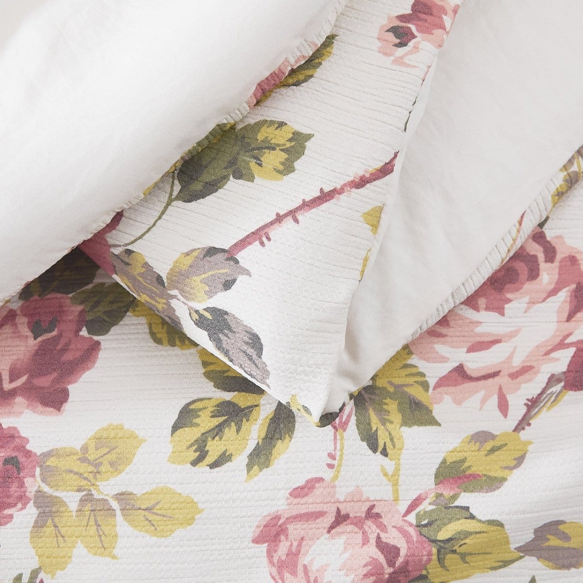 Vintage Rose Comforter Set