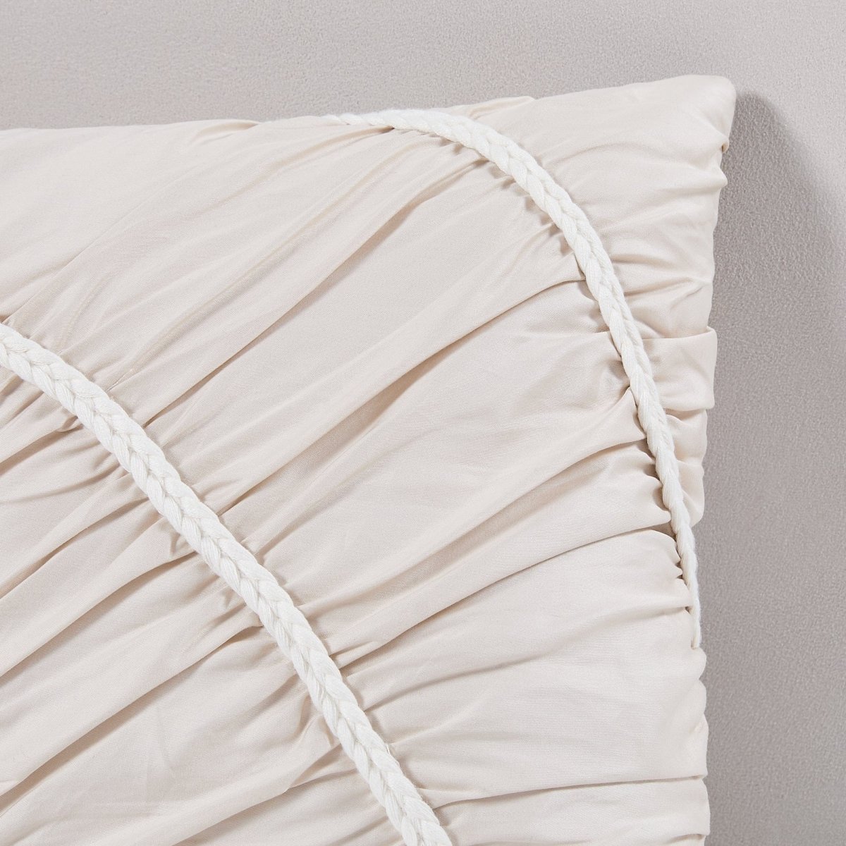 Flora Flow Decorative Pillow Cover