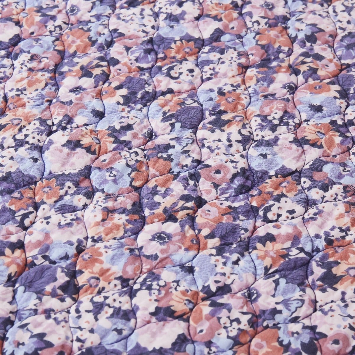 Alicia Camo Floral Cotton Quilt Set