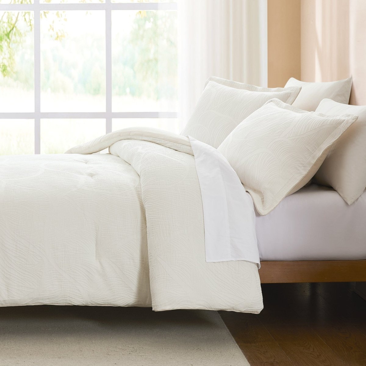 Capstone Whisper Comforter Set
