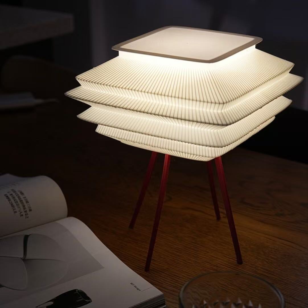 Modern Pleated Table Lamp – 3D Printed LED Desk Light with Red Tripod Base