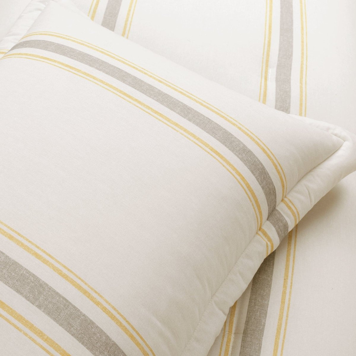 Farmhouse Stripe Reversible Comforter Set