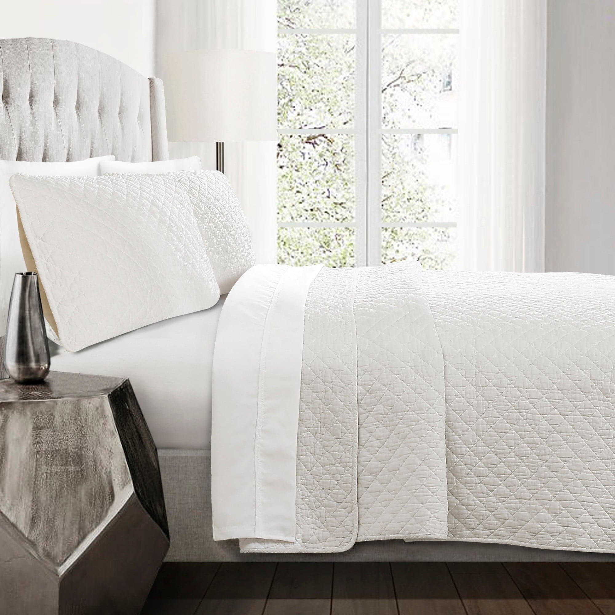 Ava Diamond Oversized Cotton Quilt Set