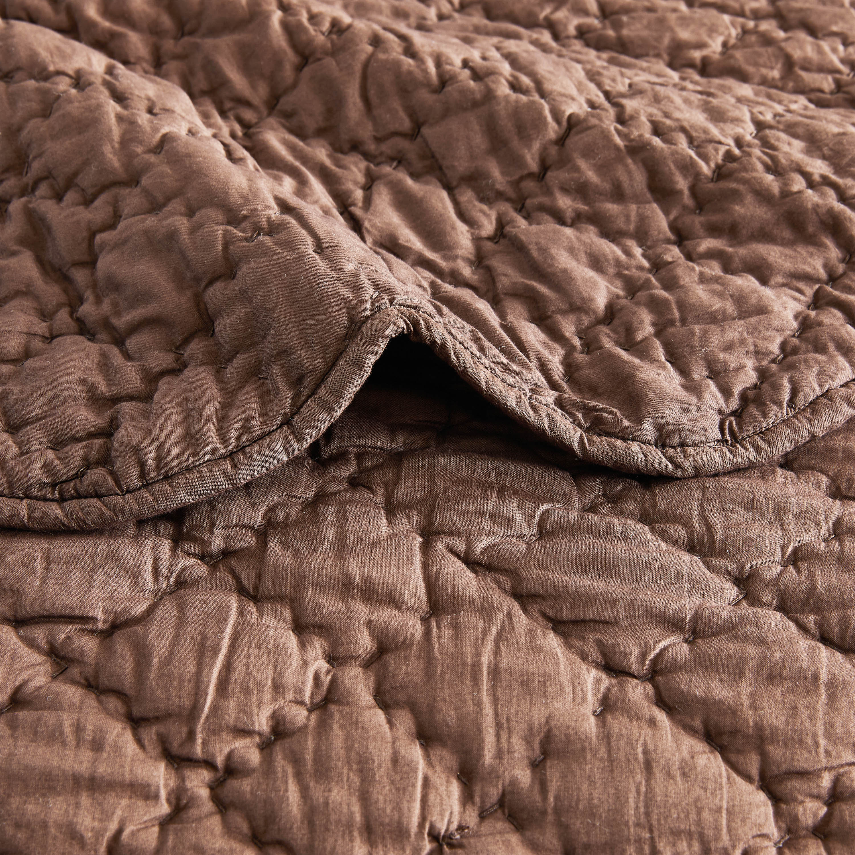 Diamond Scallop Cotton Voile Hand Stitched Quilt Set