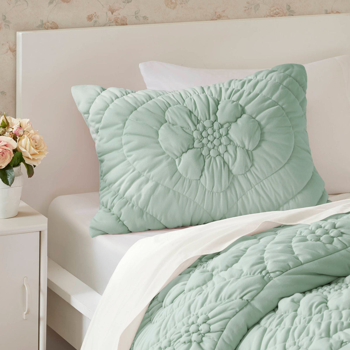 3-Piece Full/Queen Comforter Set