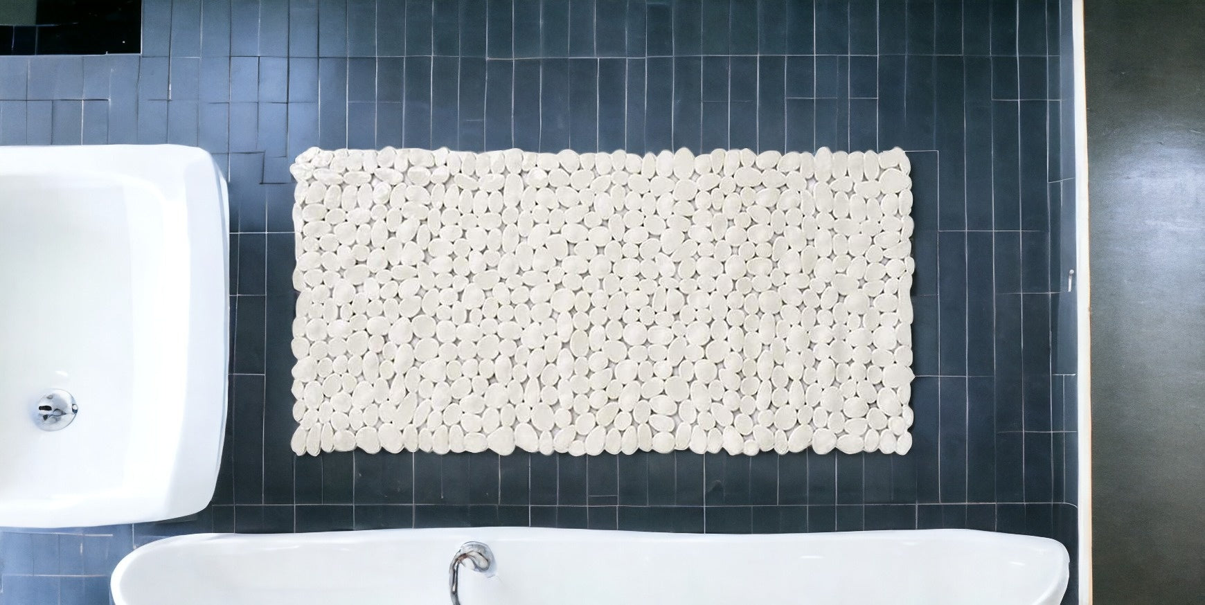 White Spa Pebbles Bathtub Mat-0