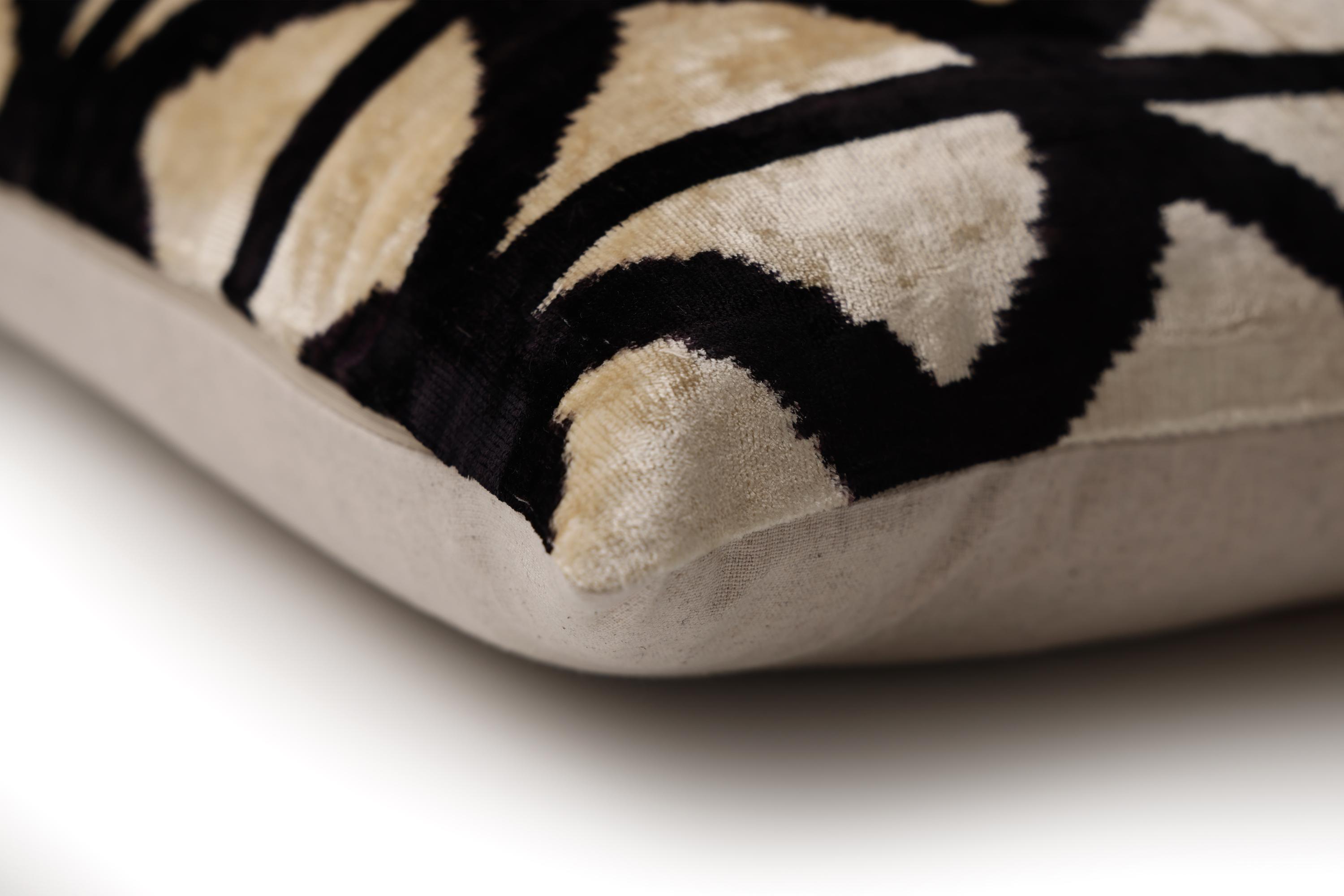 The Artisan Geometric Silk Velvet Pillow - Beige Bronze & Gold 20x20 in