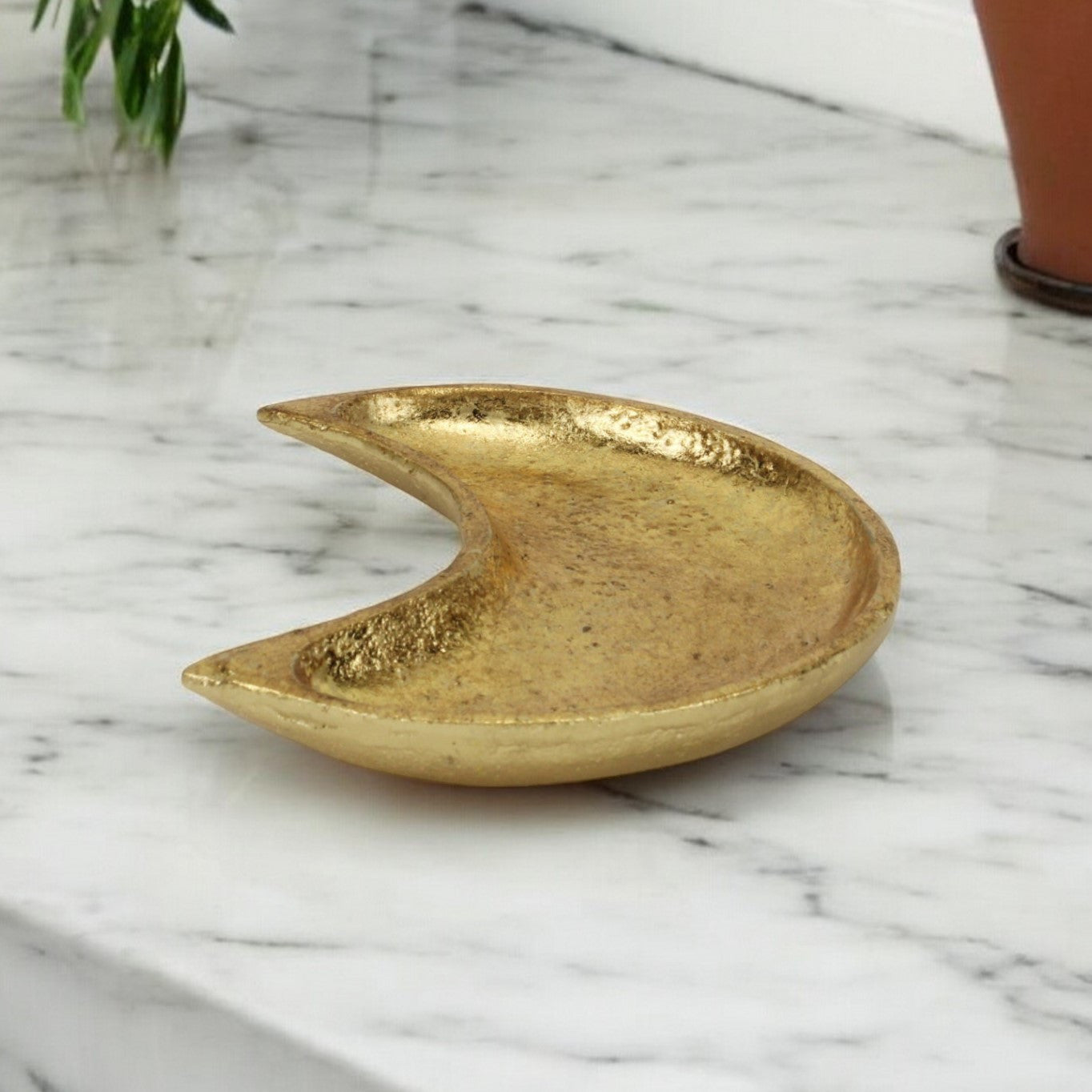 7" Gold Crescent Cast Iron Vanity Tray-0