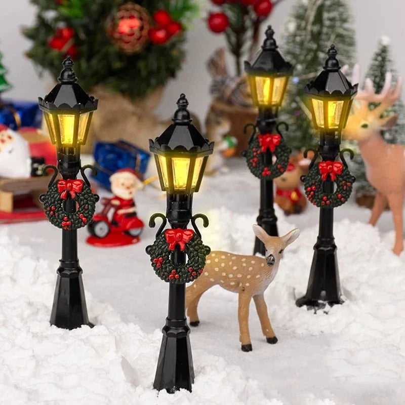 Mini Christmas Street Light Models Set (4 Pcs)-1