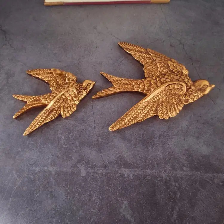Resin Bird Wall Décor