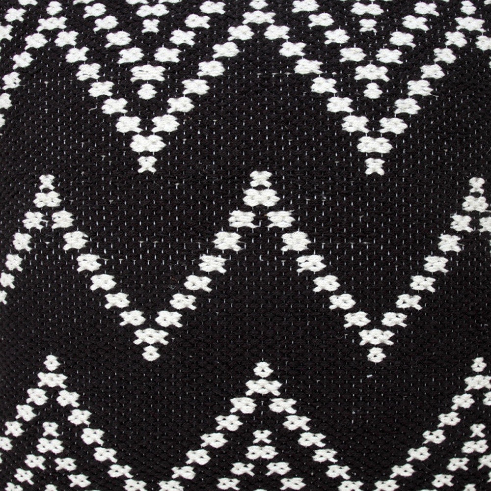 20" X 20" Black And White 100% Cotton Chevron Zippered Pillow-8