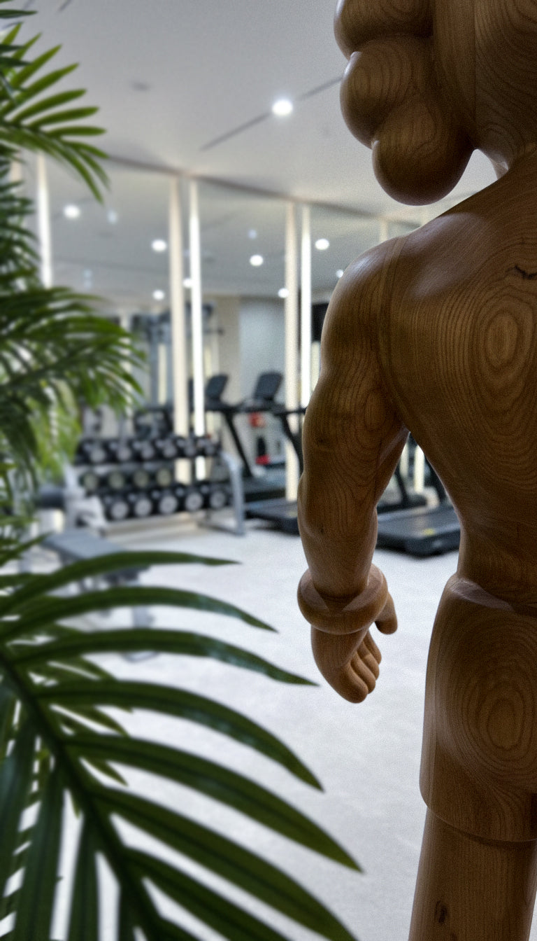 Muscular Wooden Sculpture – Gym & Fitness Art Decor