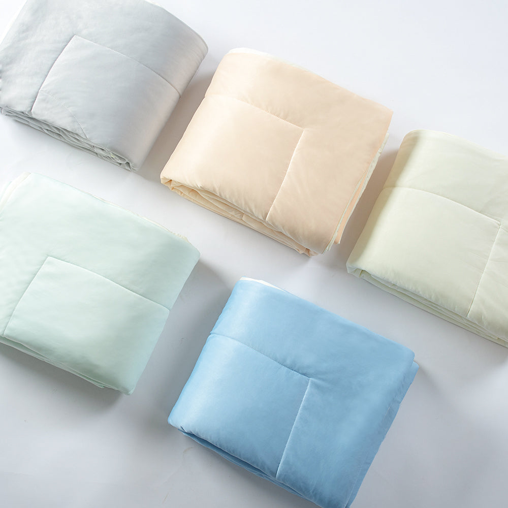Kasentex All Season Ultra Soft Cooling Blanket Comforter, Hypoallergenic and Breathable, Room Decor, Graduation Gifts
