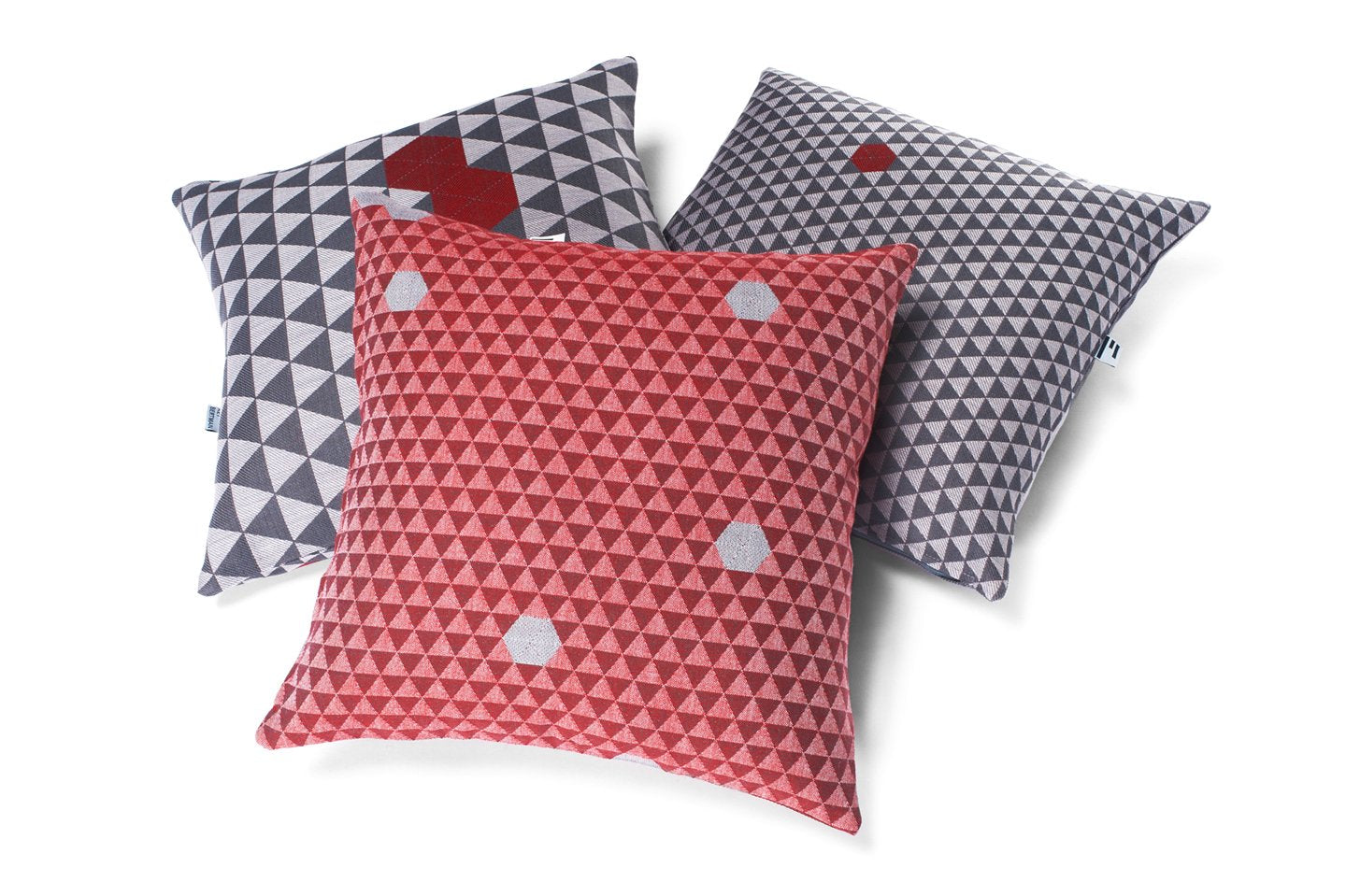 RANDOM TRIANGLES - CUSHION COVER-1