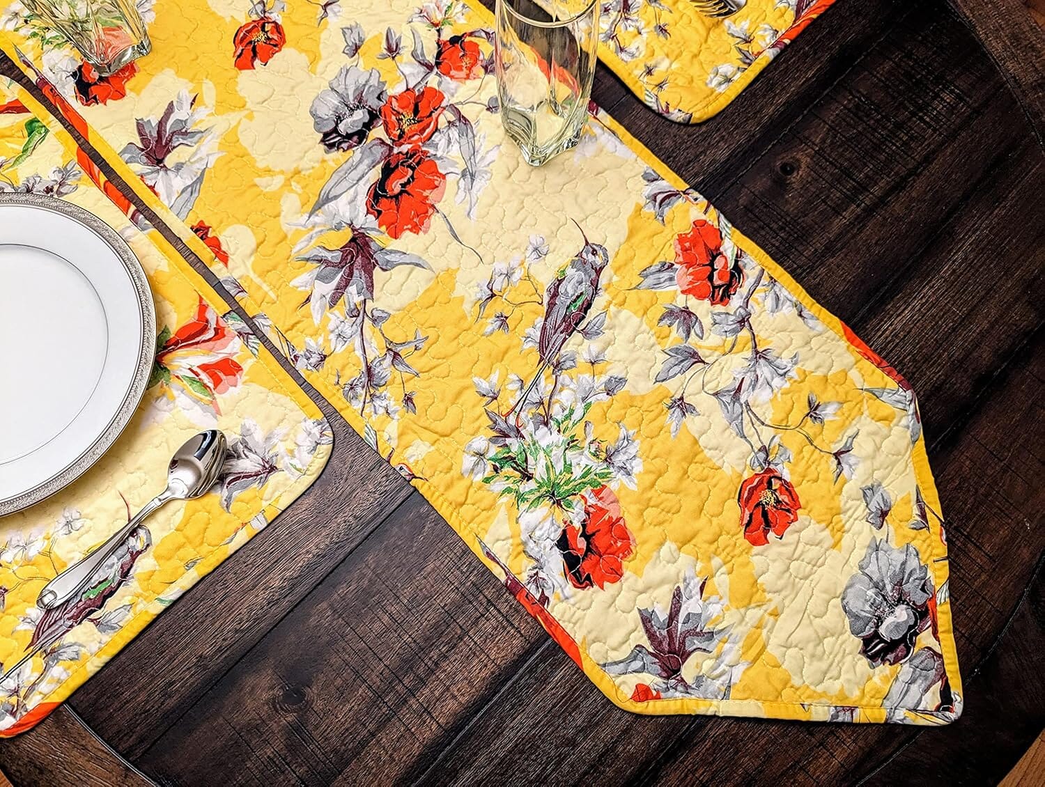 DaDalogy Bedding Sunshine Yellow Floral Vintage Hummingbirds Garden Table Runner (925)