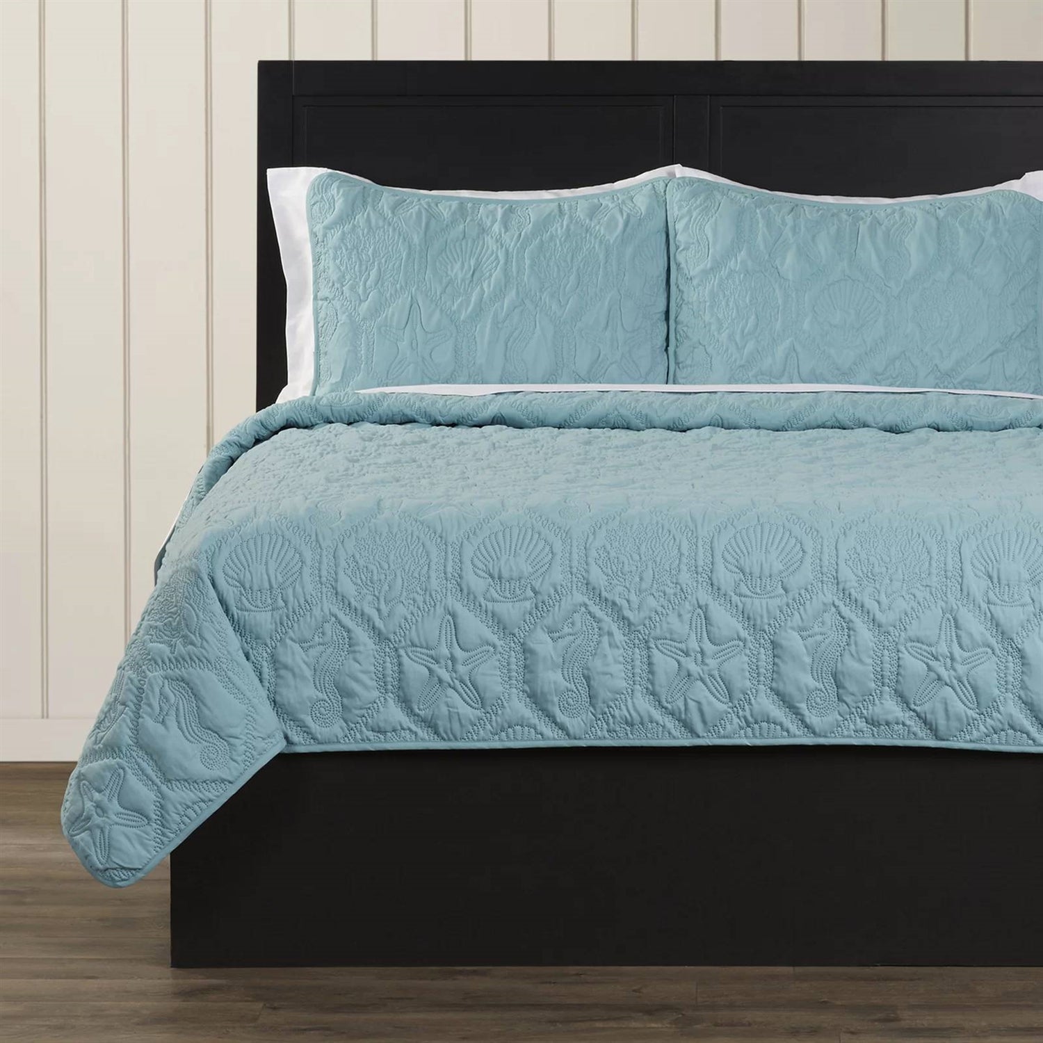 Queen Coastal Beach Starfish Seashell Seahorse Aqua Blue Teal 3-Piece Quilt Set-1