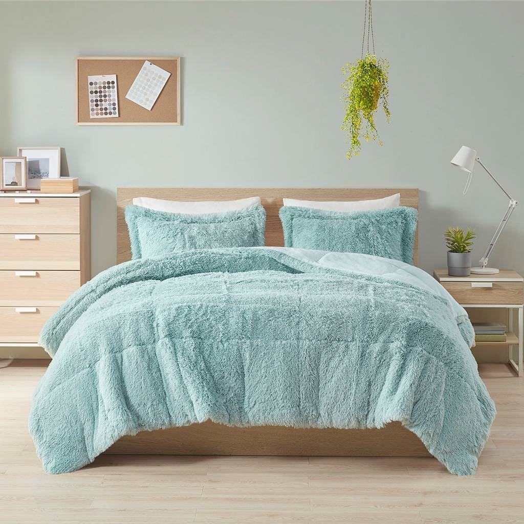 Full/Queen Soft Sherpa Faux Fur 3-Piece Comforter Set in Light Teal Blue-0