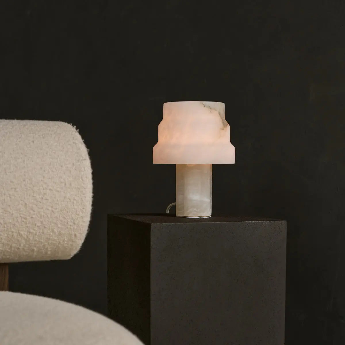 Alessandra Alabaster Lamp | Elegant Modern Lighting for Interiors-2