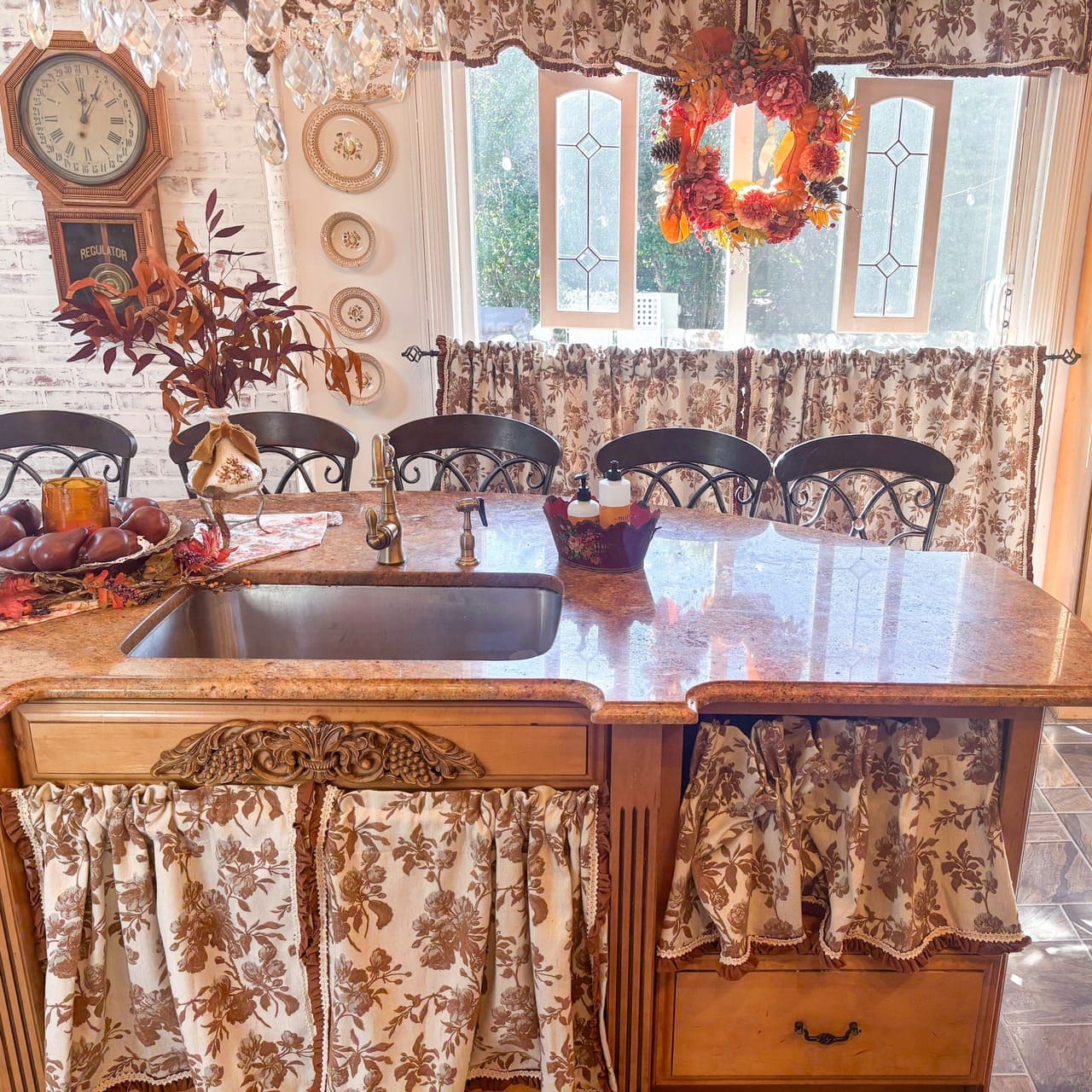 Aurora Vintage Floral Cafe Curtains