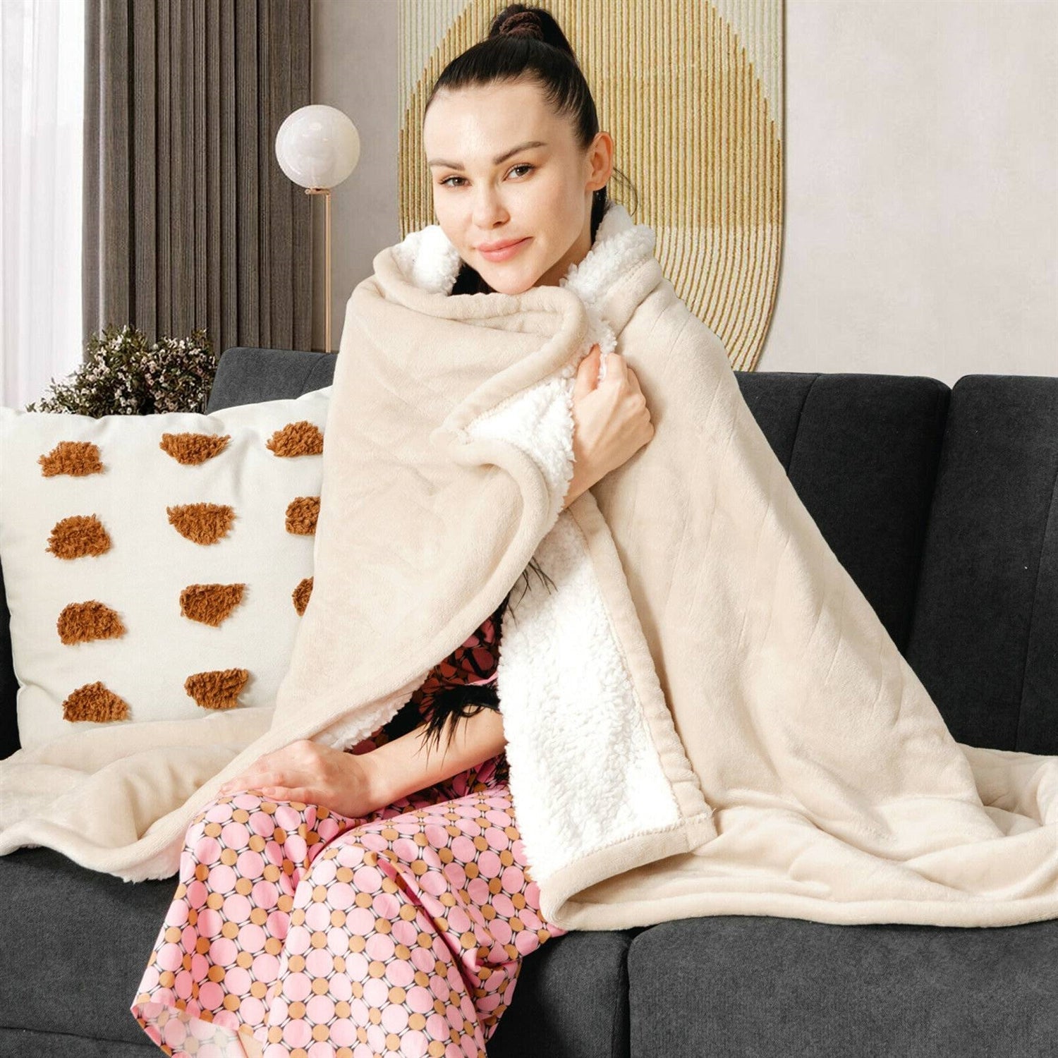 Heated Electric Sherpa Throw Blanket in Beige/White-1