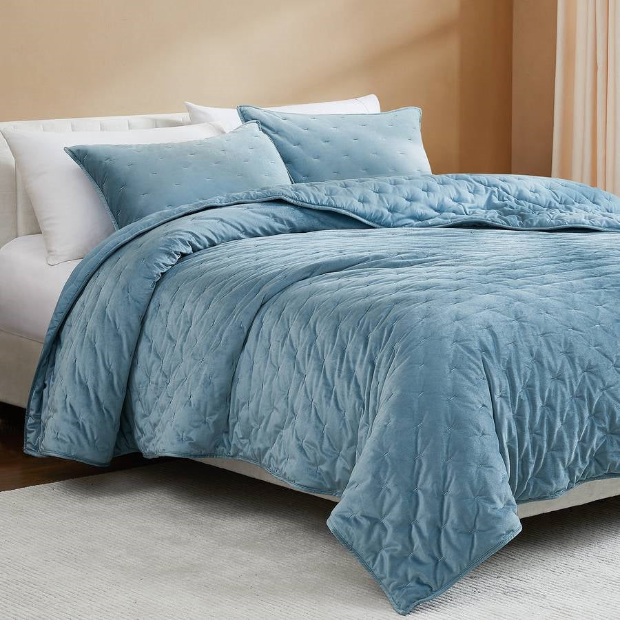 Full / Queen 3-Piece Blue Velvet Embroidered Lavishly Soft Quilt Set-2
