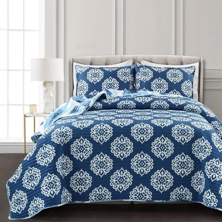 Full/Queen Blue Flowers Lightweight Polyester Microfiber Quilt Set-1