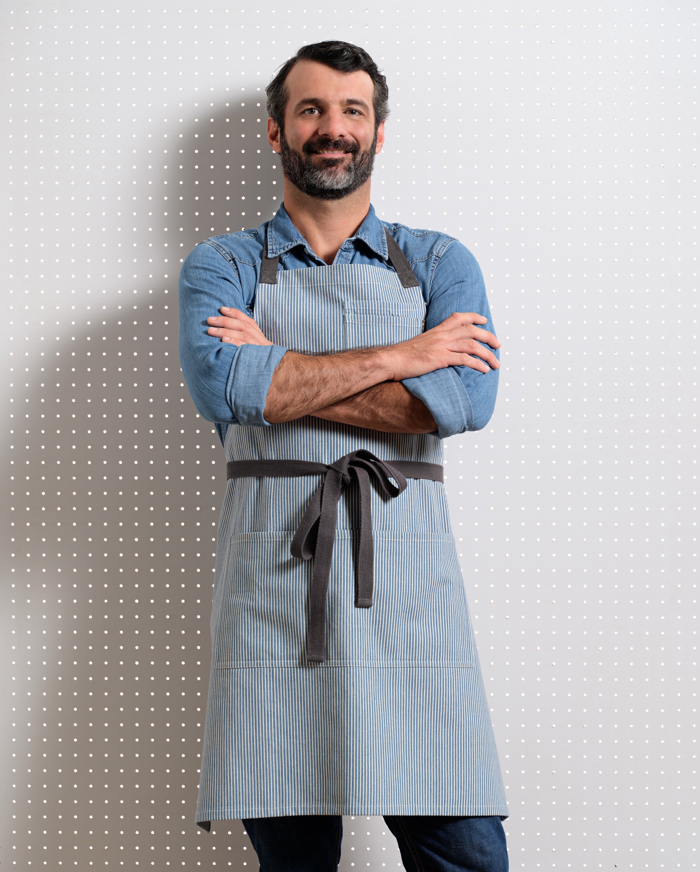 Bib Apron with Pockets-9