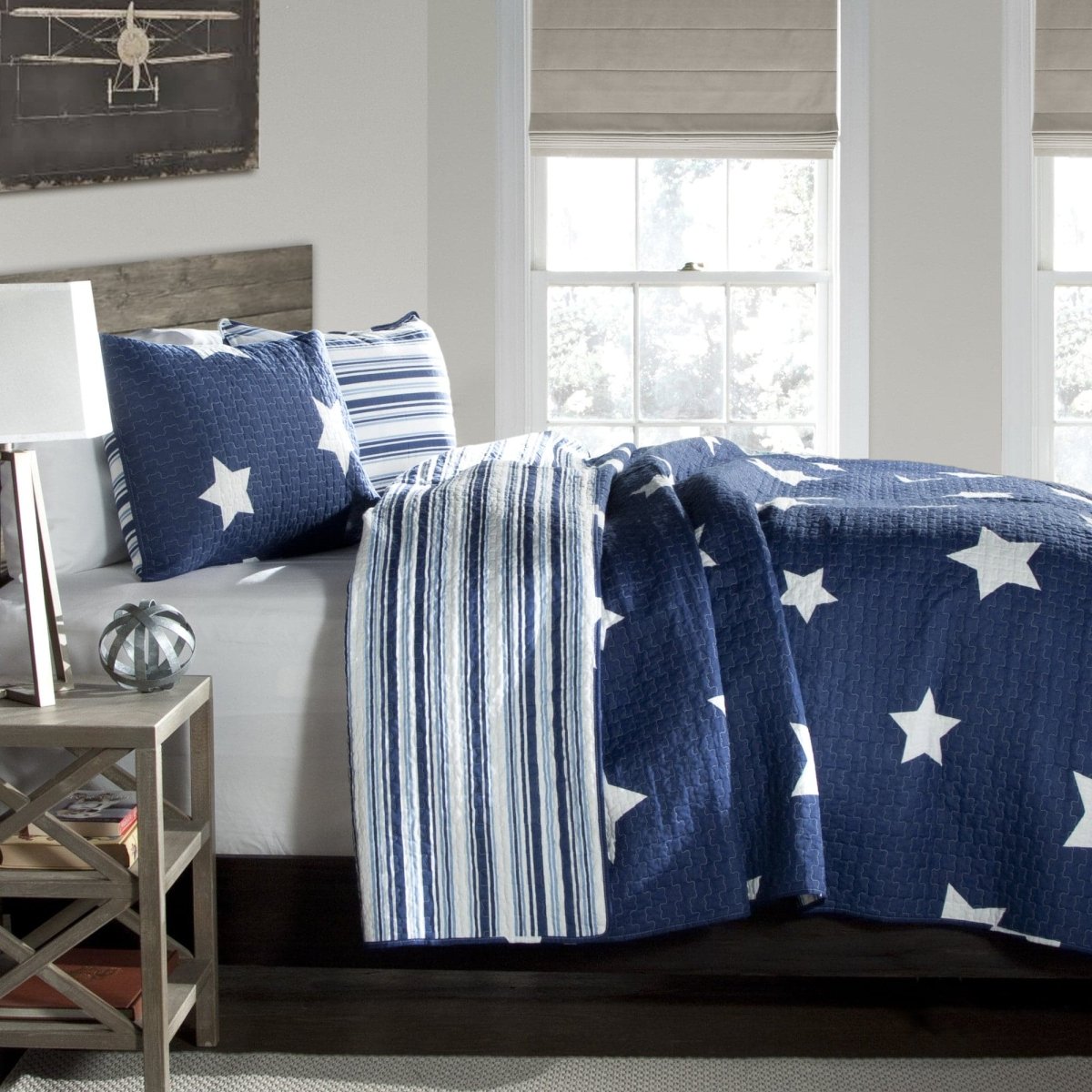 Star Reviersible 2 Piece Quilt Set Twin Size