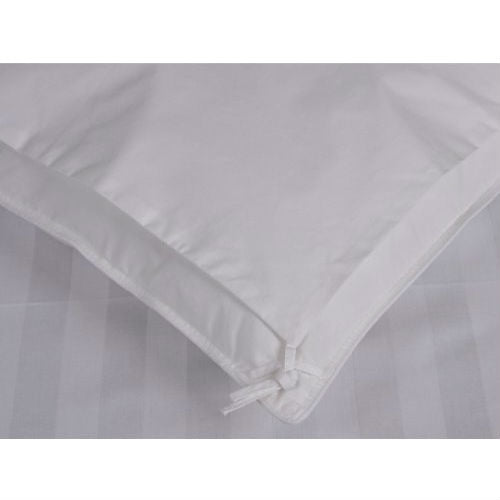 Queen size Hypoallergenic Down Alternative Comforter in White-1