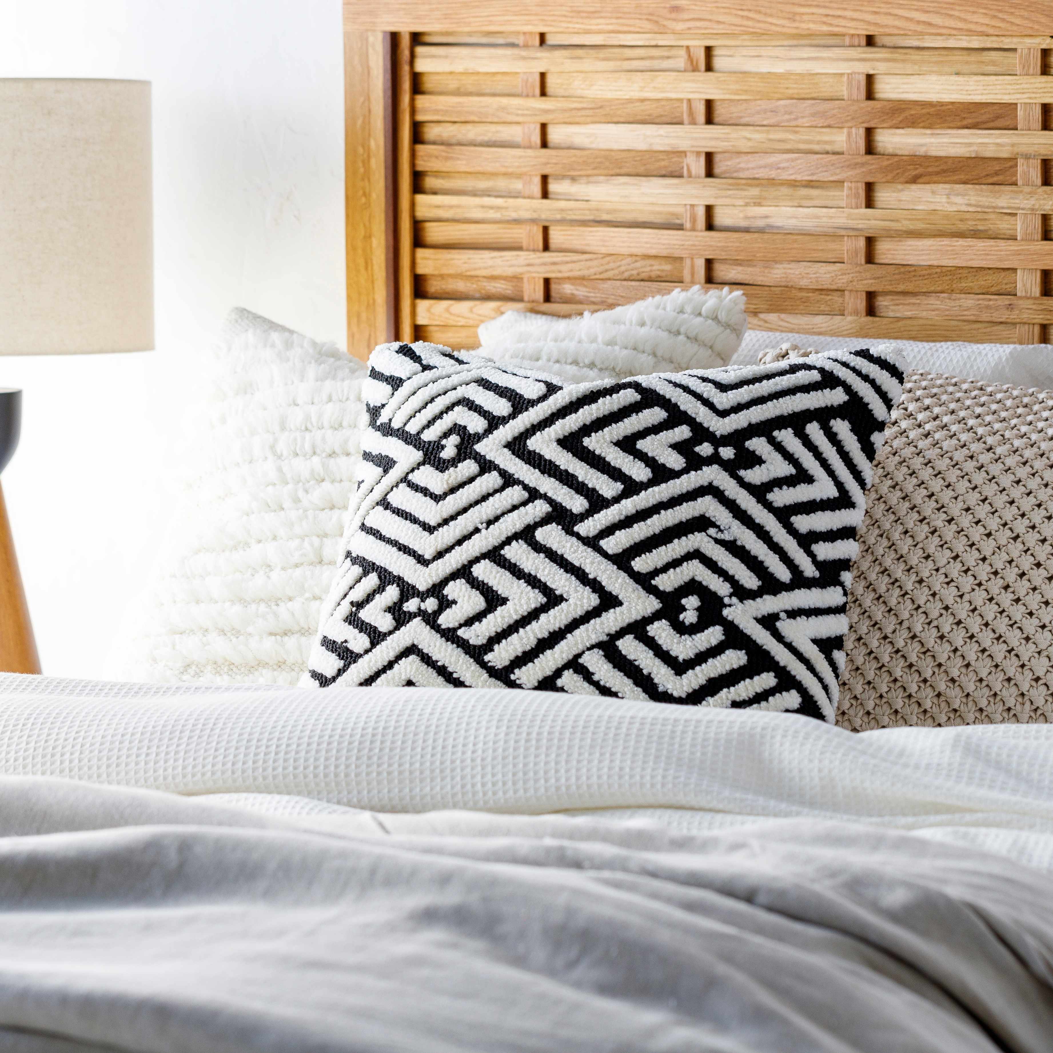 Calomboyan Throw Pillow-3