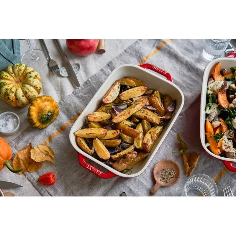 2 Piece Ceramic Stoneware Baking Dish Set in Cherry Red / Ivory-3