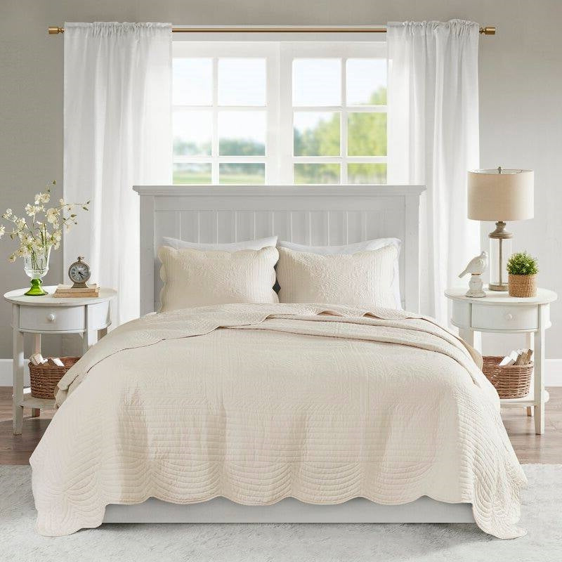 King Size 3 Piece Reversible Scalloped Edges Microfiber Quilt Set in Cream-0