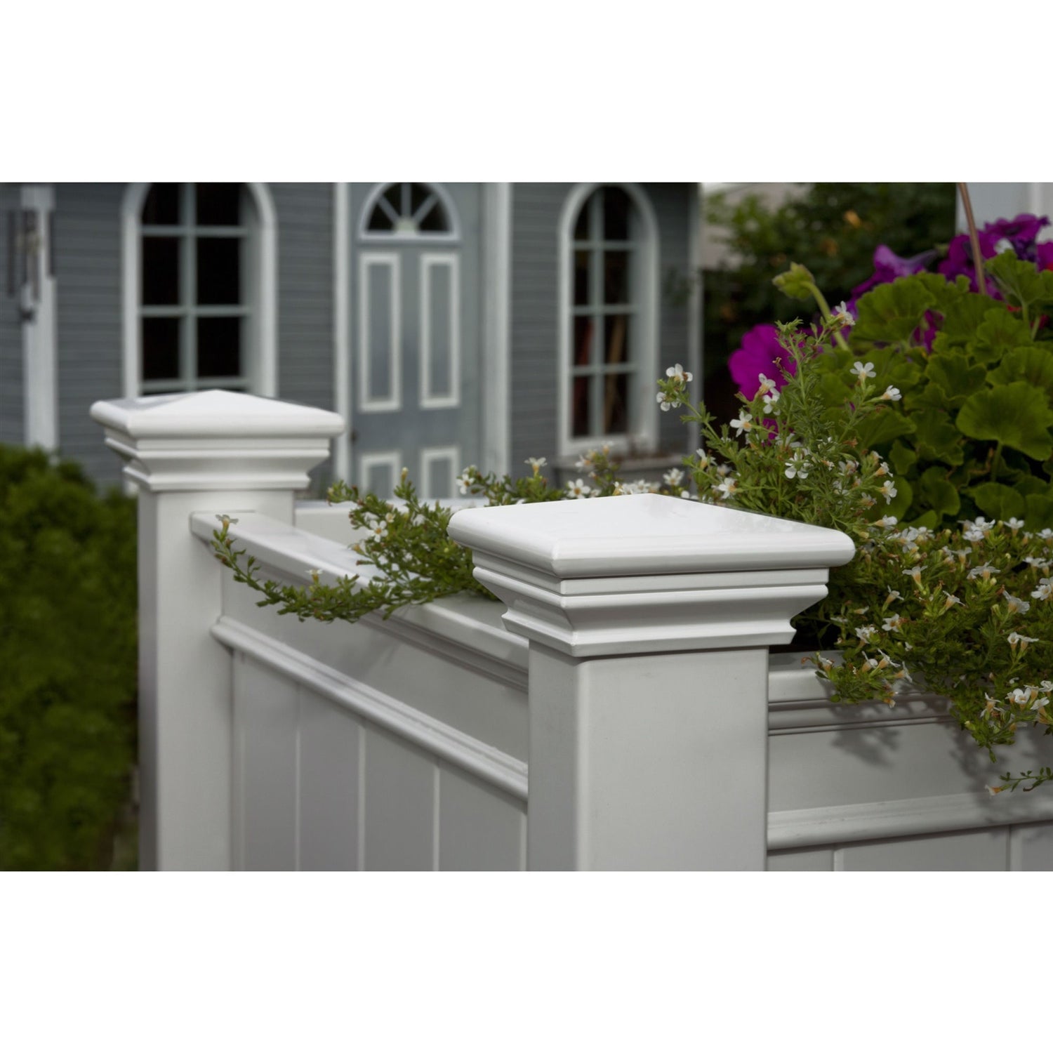 Elevated Planter Raised Grow Bed in White Vinyl-2