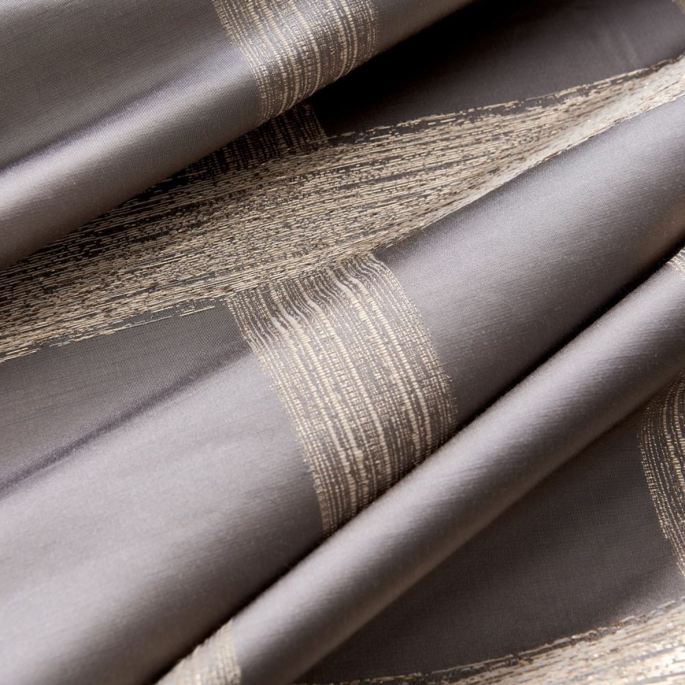 Cove Urban Metallic Plaid Jacquard Curtains