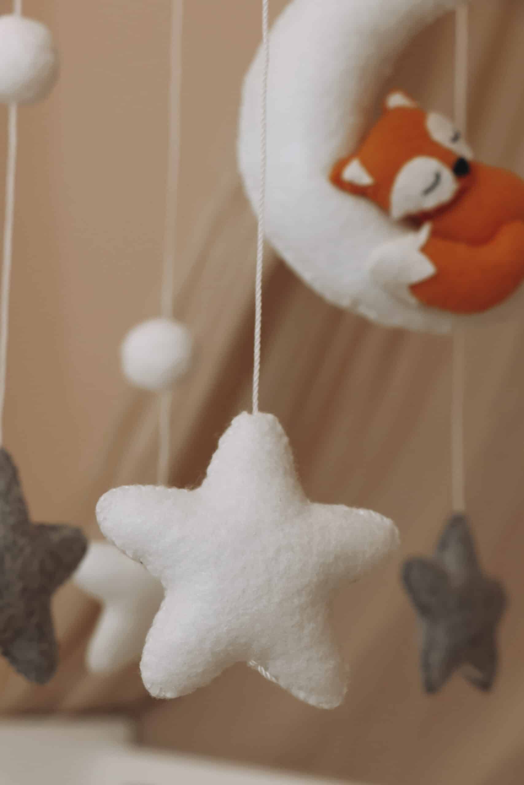 Complete set Handmade Sleepy fox baby mobile (Mobile + Arm + Box)-3