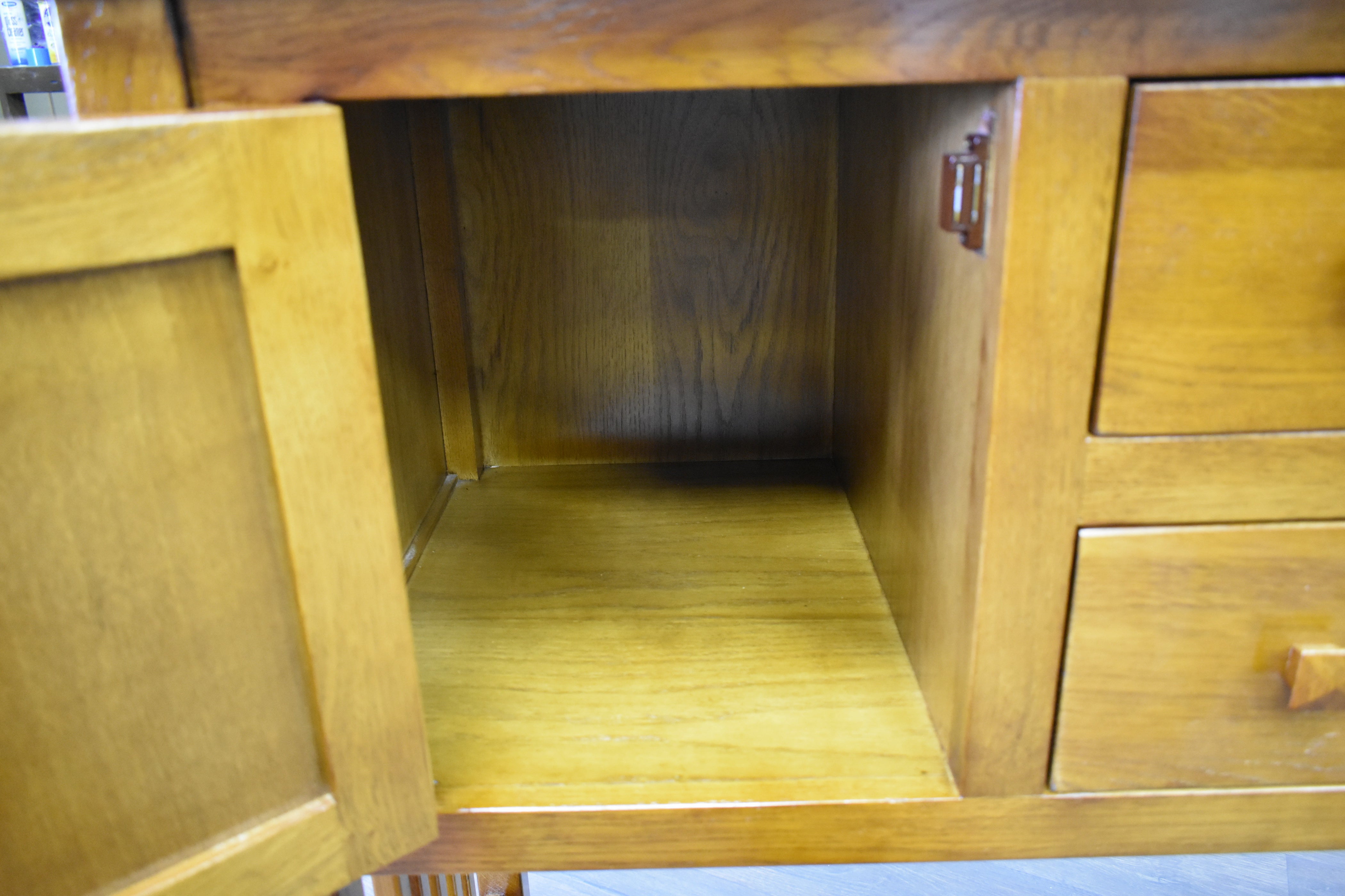Mission 2 Door, 2 Drawer Console Table - Michael's Cherry - 52"