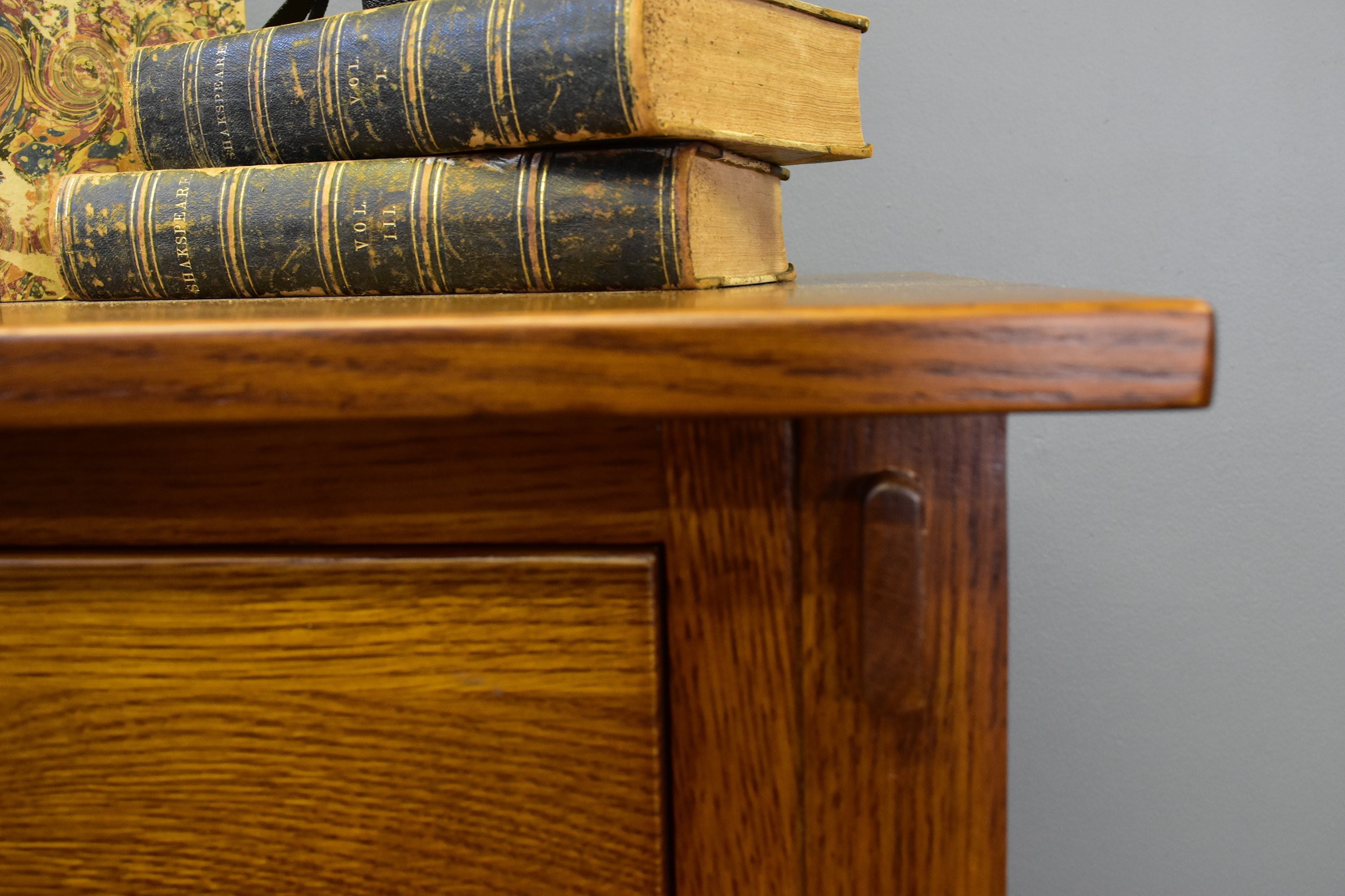 Craftsman Style Quarter Sawn Oak Sideboard - 72"
