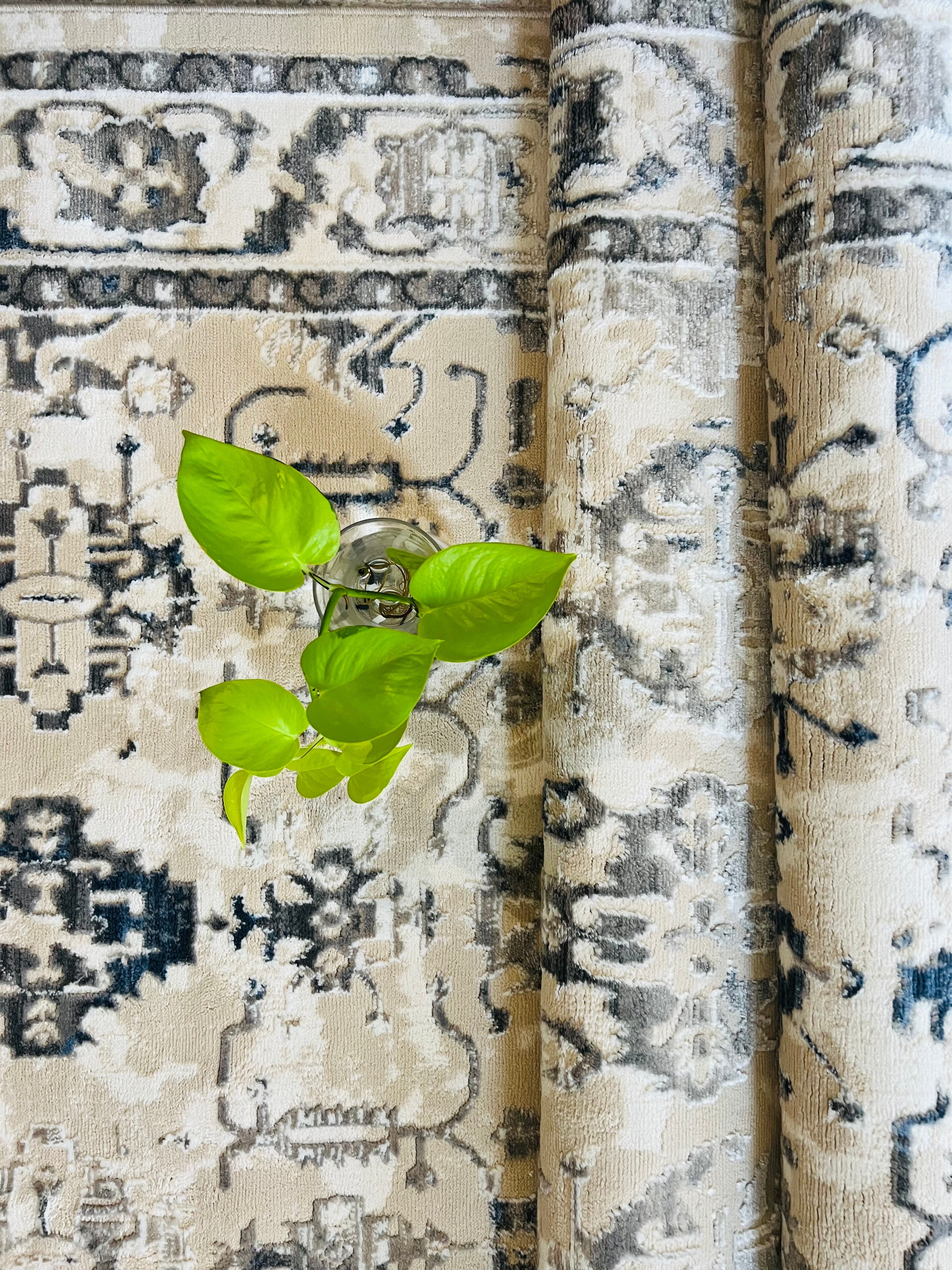 ROY's Home High&Low Area Rugs, Silver and Dark Shiny Effect