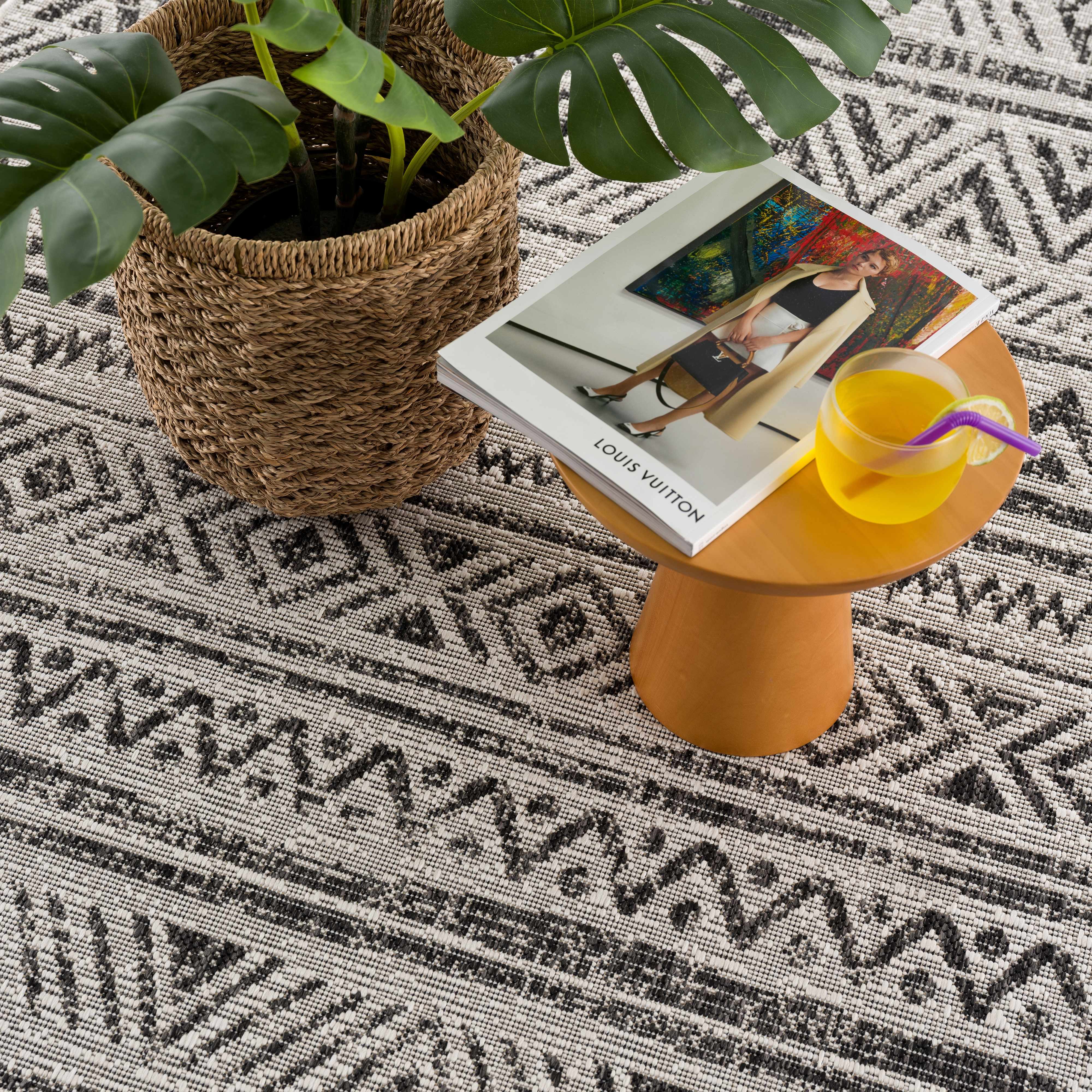 Catrine Indoor & Outdoor Rug - Clearance-15