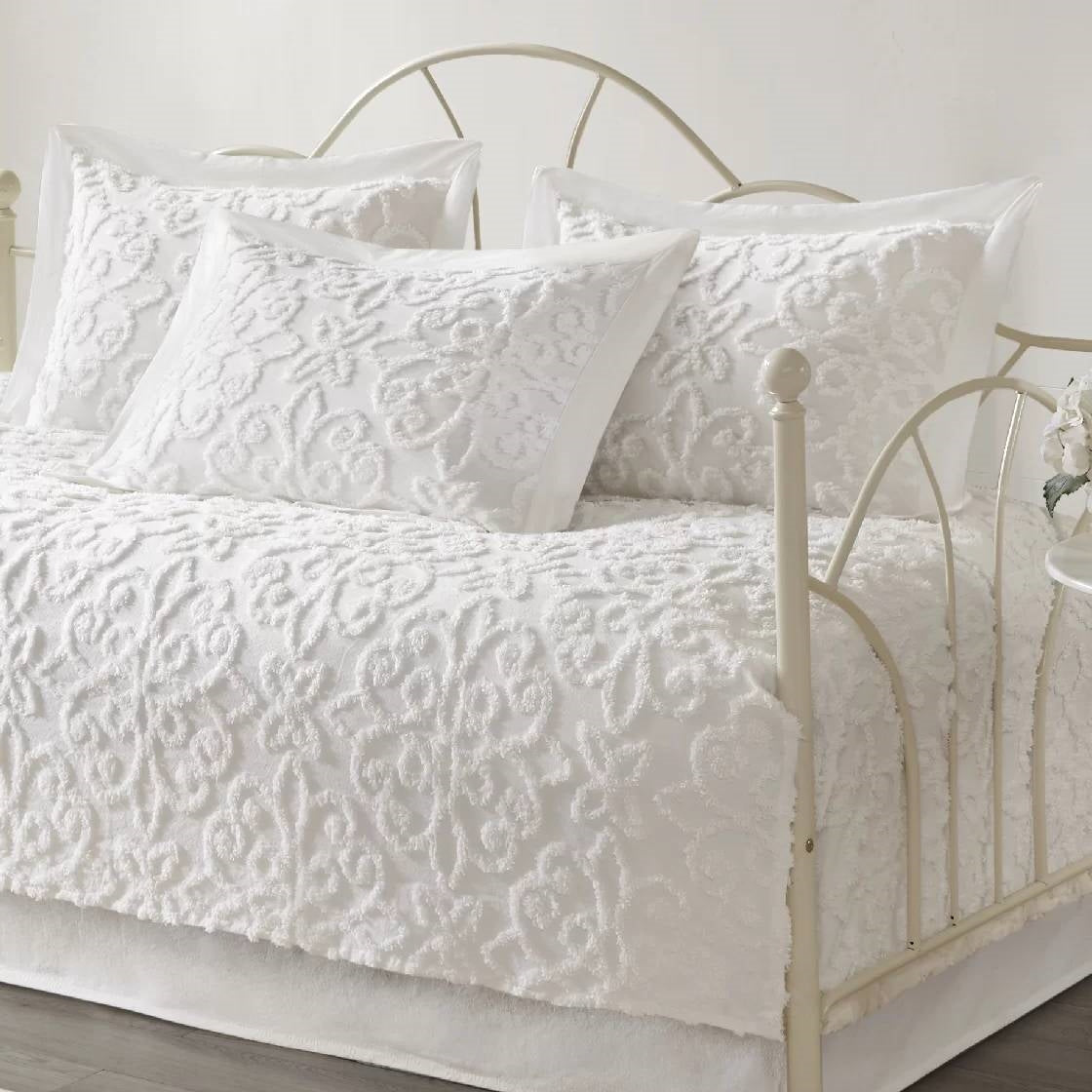 5-Piece French Country White Chenille Medallion Cotton Daybed Cover Bedding Set-0