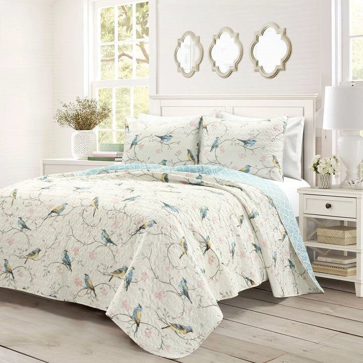 King Size Reversible Polyester Lightweight Floral Birds 3 Piece Quilt Set-0