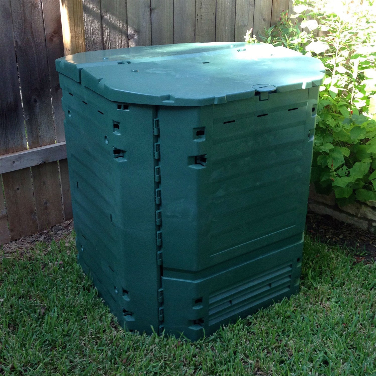 Heavy Duty Plastic 32-Cubic ft. Home Compost Bin Compooster-0