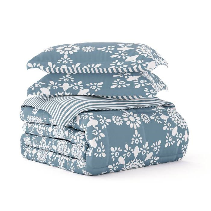 Full/Queen size 3-Piece Blue and White Reversible Floral Striped Comforter Set-3