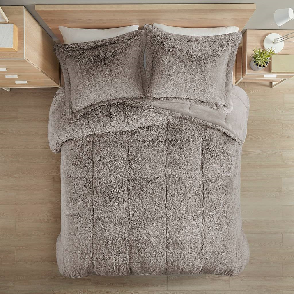 Full/Queen Grey Soft Sherpa Faux Fur 3-Piece Comforter Set with Pillow Shams-0