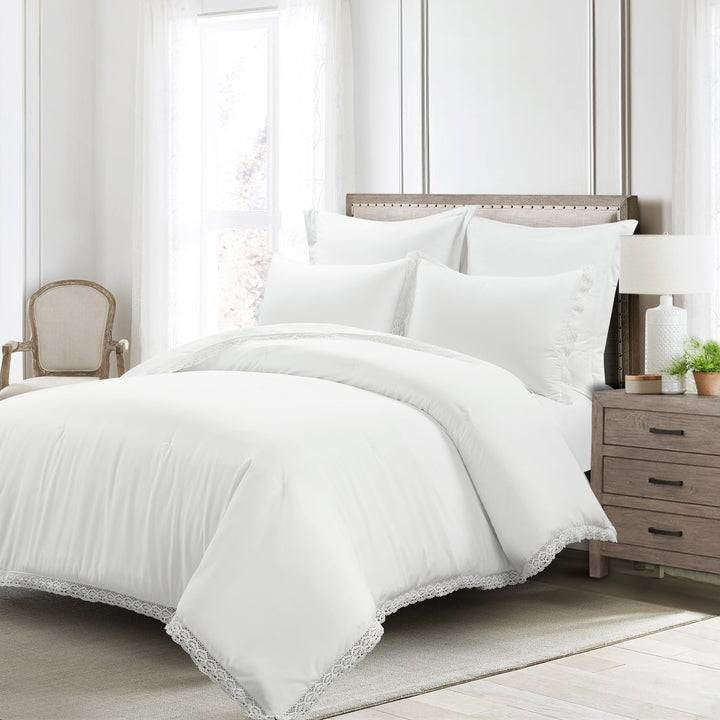 Full/Queen size White 5-Piece Lightweight Comforter Set with Lace Trim-0