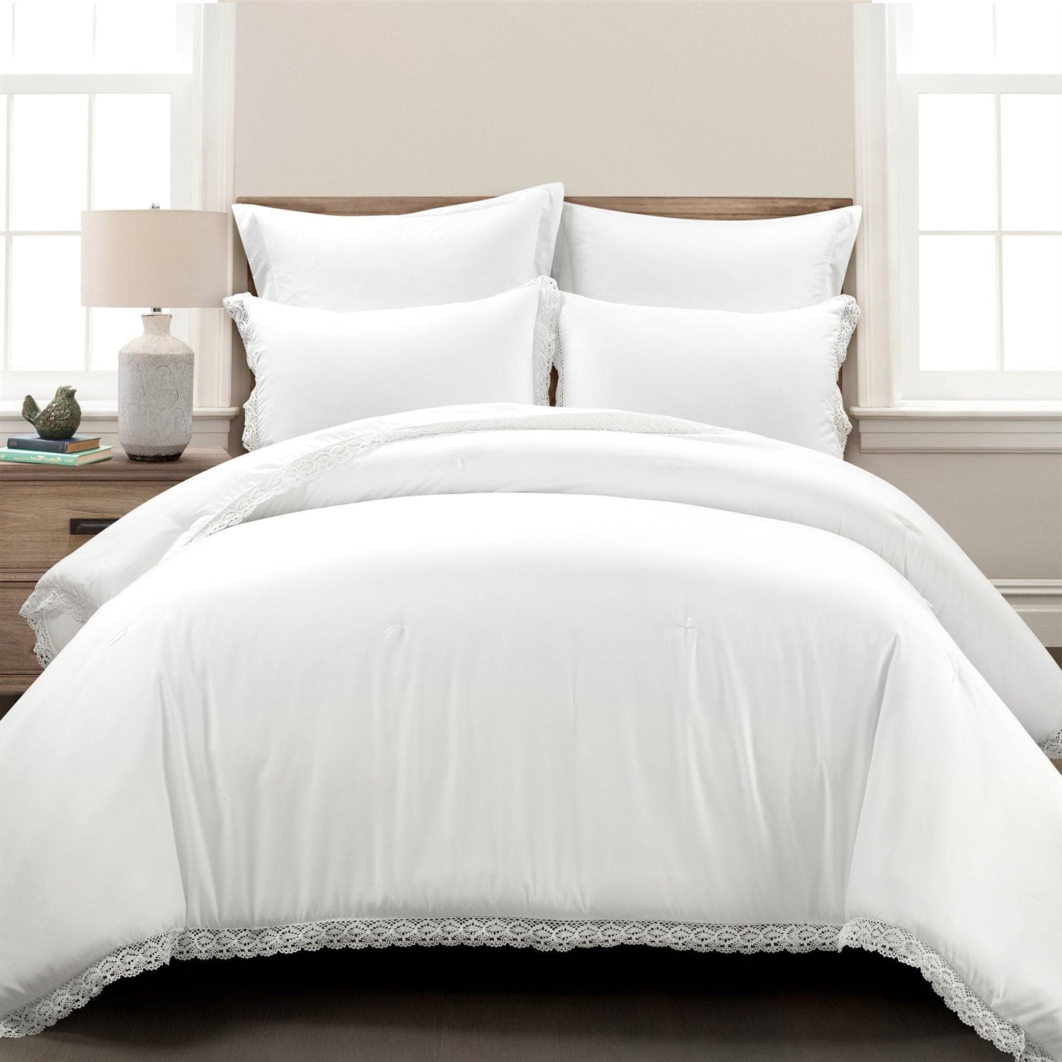 Full/Queen size White 5-Piece Lightweight Comforter Set with Lace Trim-1