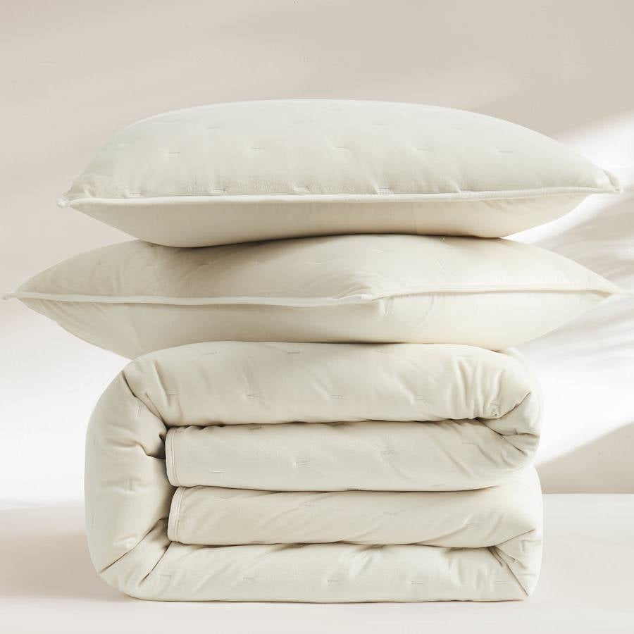 King/CAL King Size 3-Piece Cream Velvet Embroidered Super Soft Quilt Set-2